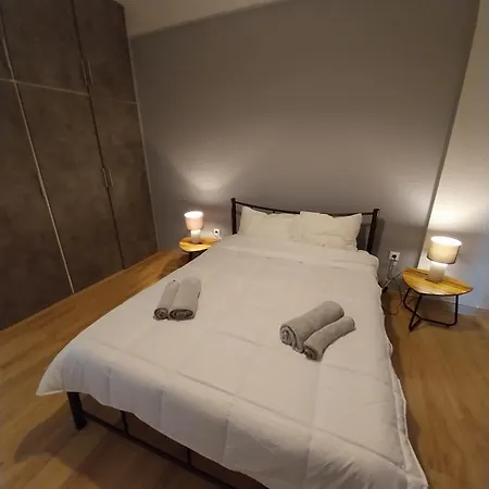 Apartment Convenient Near Acropolis